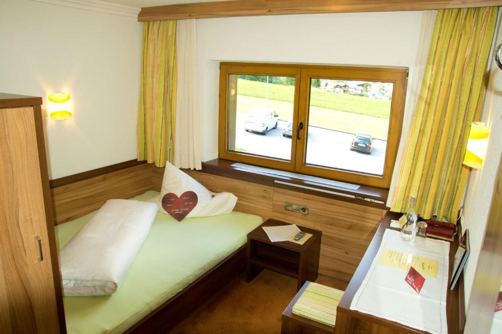 Hotel Garni Hainbacherhof Solden Ruang foto