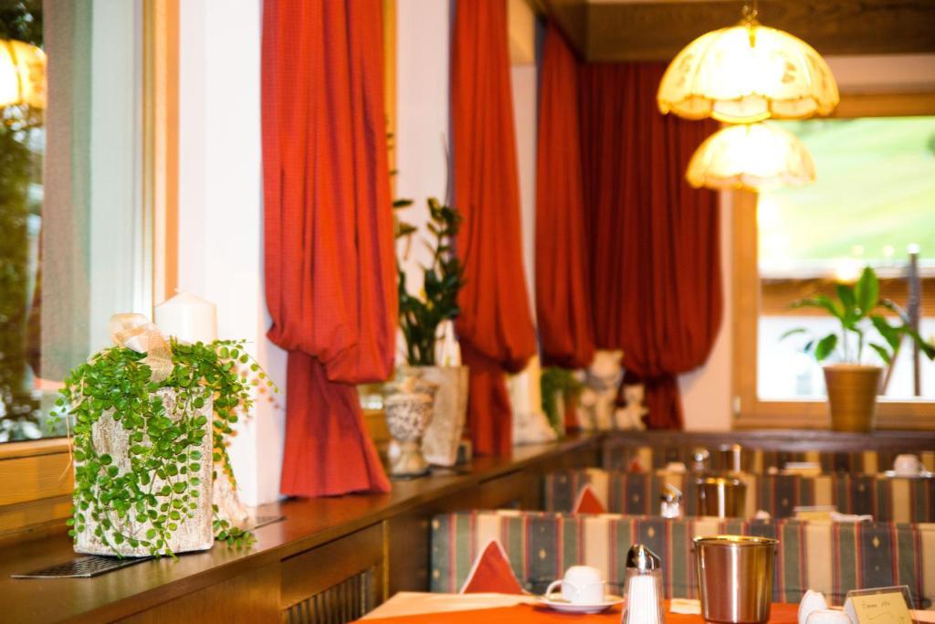 Hotel Garni Hainbacherhof Solden Bagian luar foto