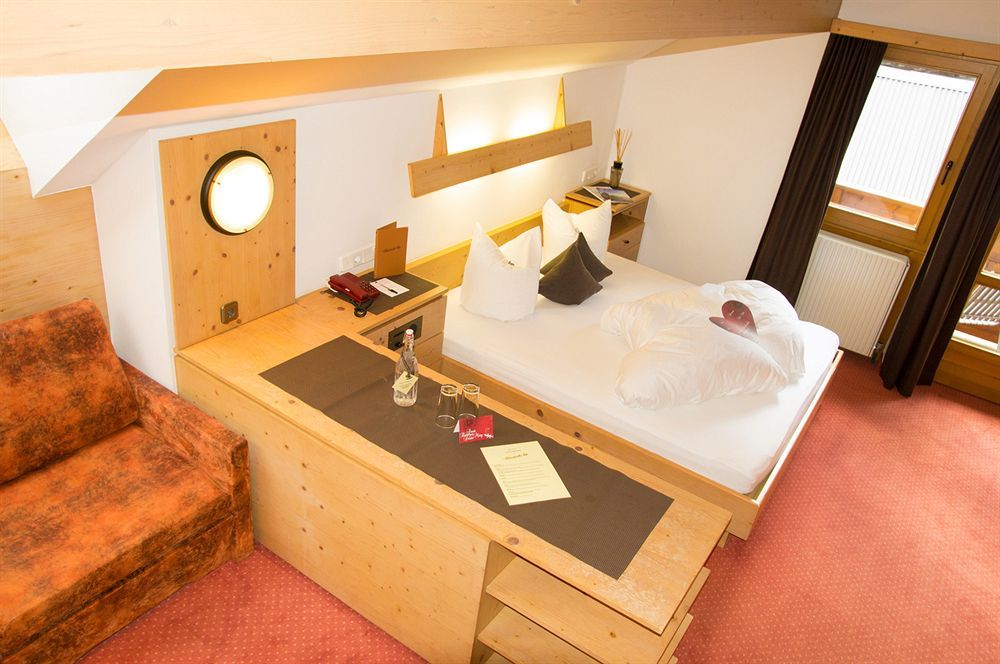 Hotel Garni Hainbacherhof Solden Bagian luar foto