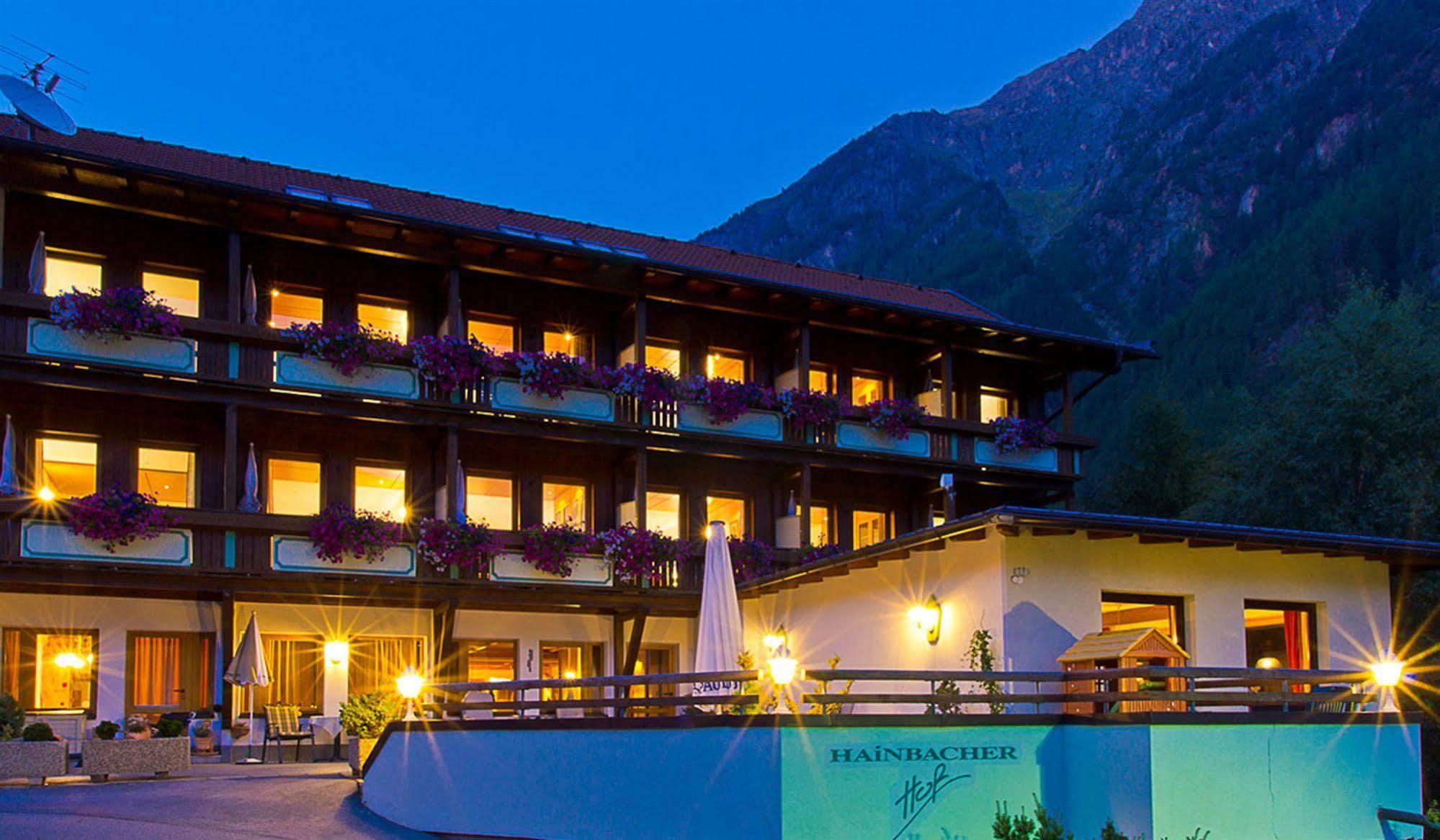 Hotel Garni Hainbacherhof Solden Bagian luar foto